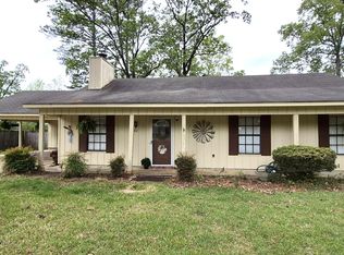 142 Plum Tree Rd, Brandon, MS 39047