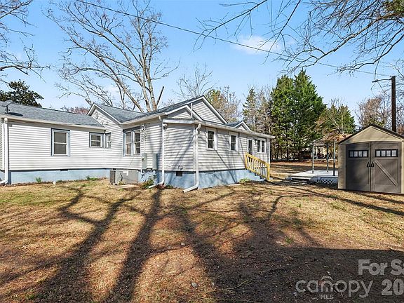 4th image of 622 Neelys Creek Rd