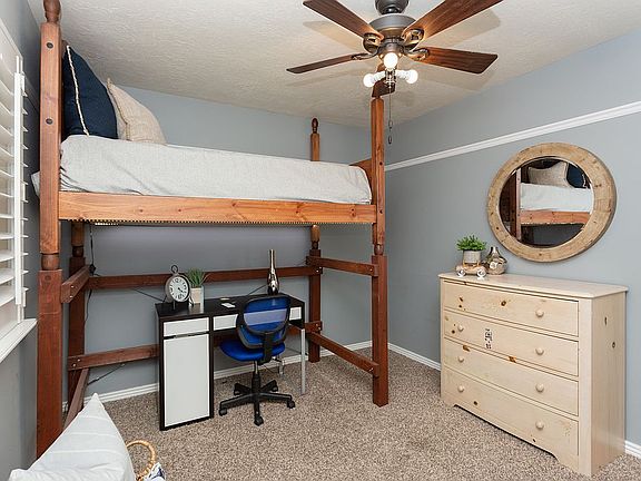 4th image of 2831 S Silver Fox Ln