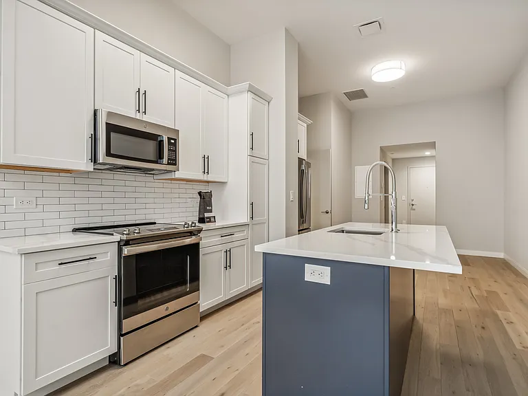 1401 Walnut — Photo 17