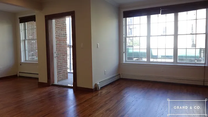 Rented by Grand & Co. | media 25