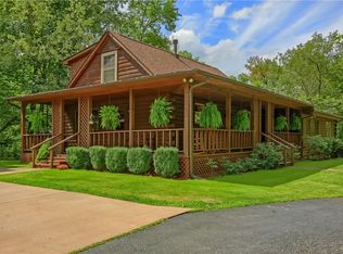 1246 W Lancaster Rd, Harmony, PA 16037