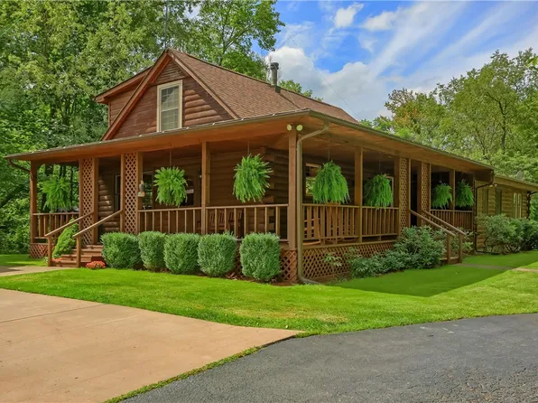 1246 W Lancaster Rd, Harmony, PA 16037