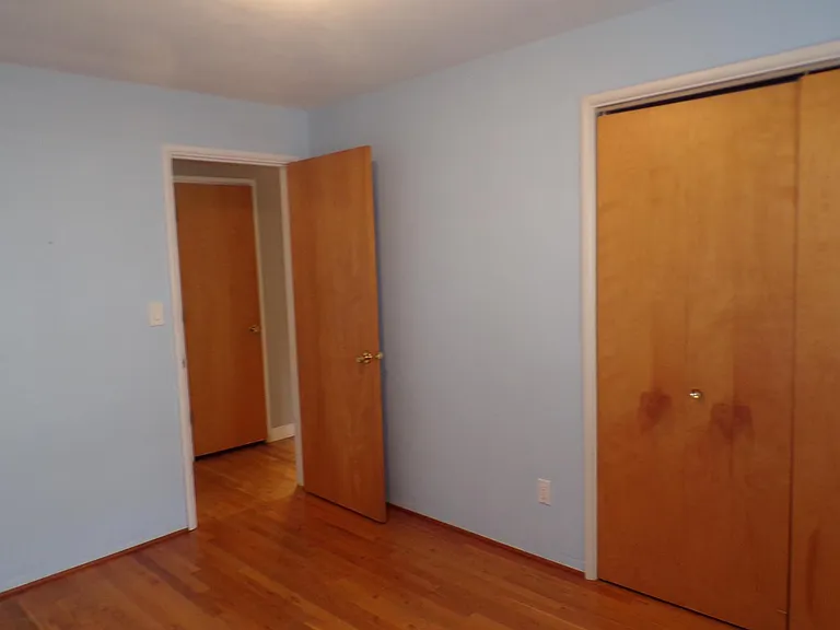 2740 NW Stewart St — Photo 6