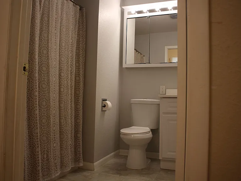 408 E Park St — Photo 7