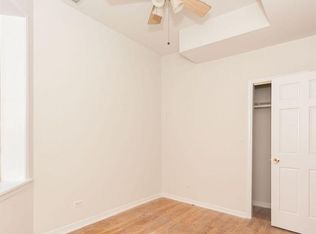 42 Ebb Tide Cir #8R, Costa Mesa, CA 92627