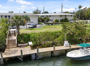 510 Prosperity Farms Rd APT 4B, North Palm Beach, FL 33408