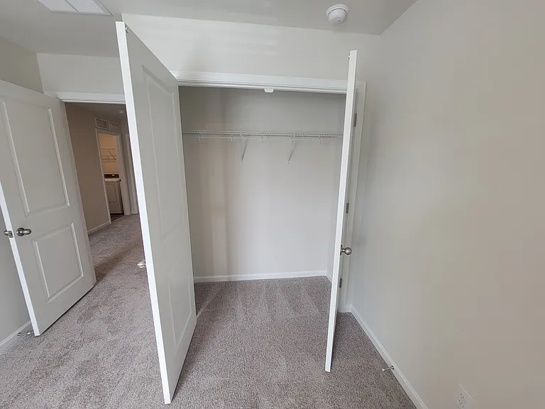 5250 Brailey Cir — Photo 14