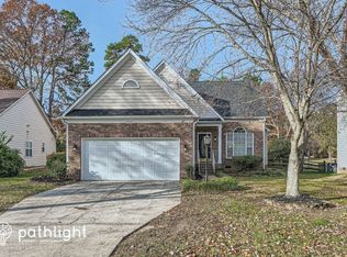 2741 Robyns Glen Dr, Charlotte, NC 28269