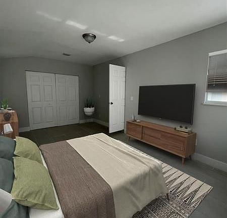 3rd image of 599 NW 108th Ter