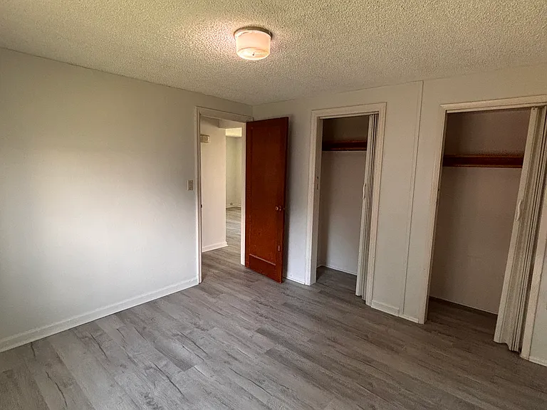 815 C St SW — Photo 3