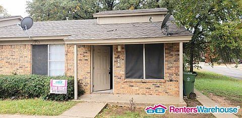 2nd image of 626 Matt Ln