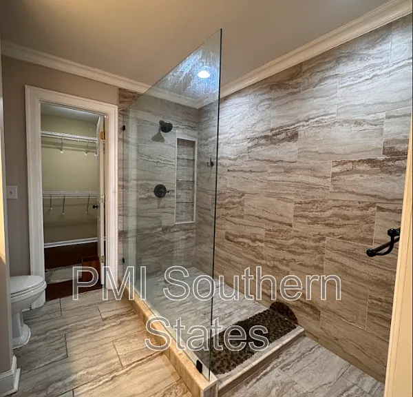 413 Falling Rock Way — Photo 2