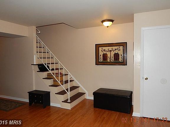 4th image of 1857 Abbey Ln