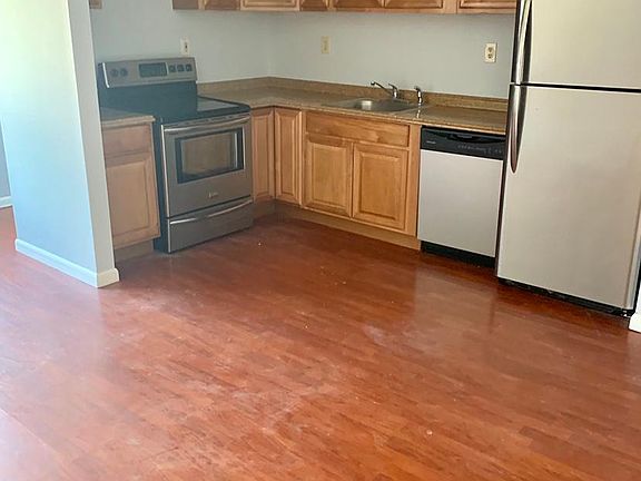 4th image of 135 South St #1