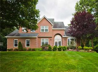 3 Verdi Rd, Monroe Township, NJ 08831