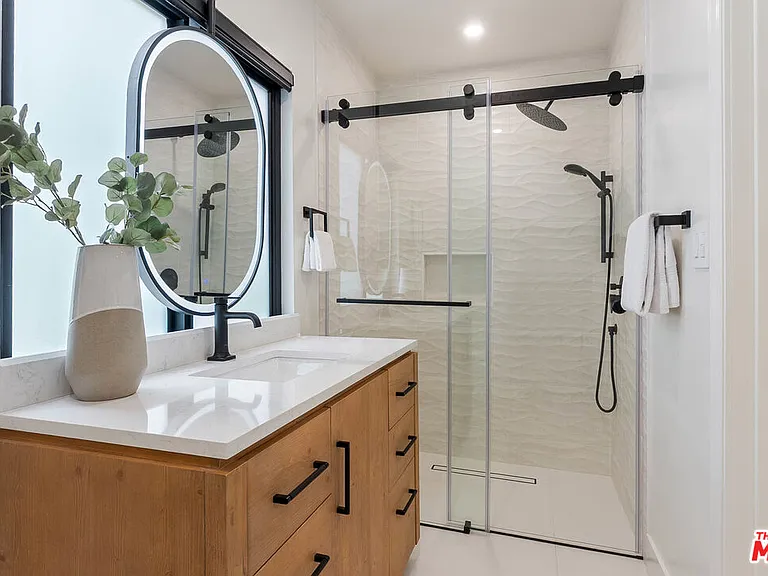 11346 Thurston Pl — Photo 12