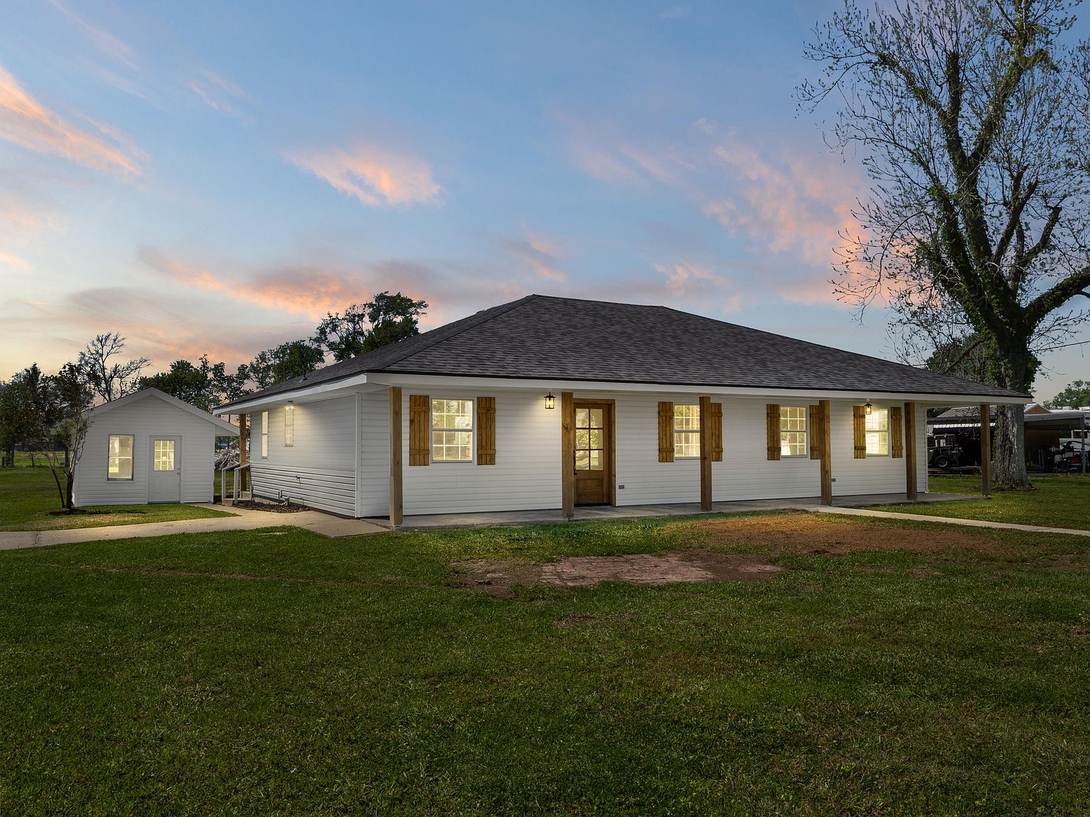 4724 Carlyss Dr, Sulphur, LA 70665 MLS 264493 Zillow
