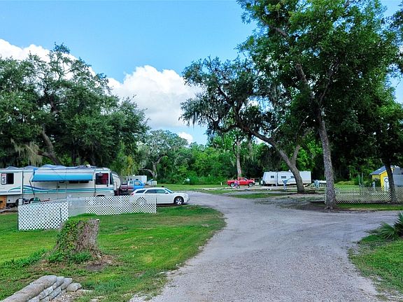 5th image of 6496 Fm 2611 Rd