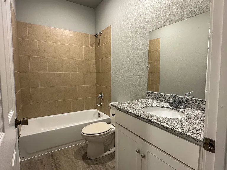 2311 Abilene St — Photo 15
