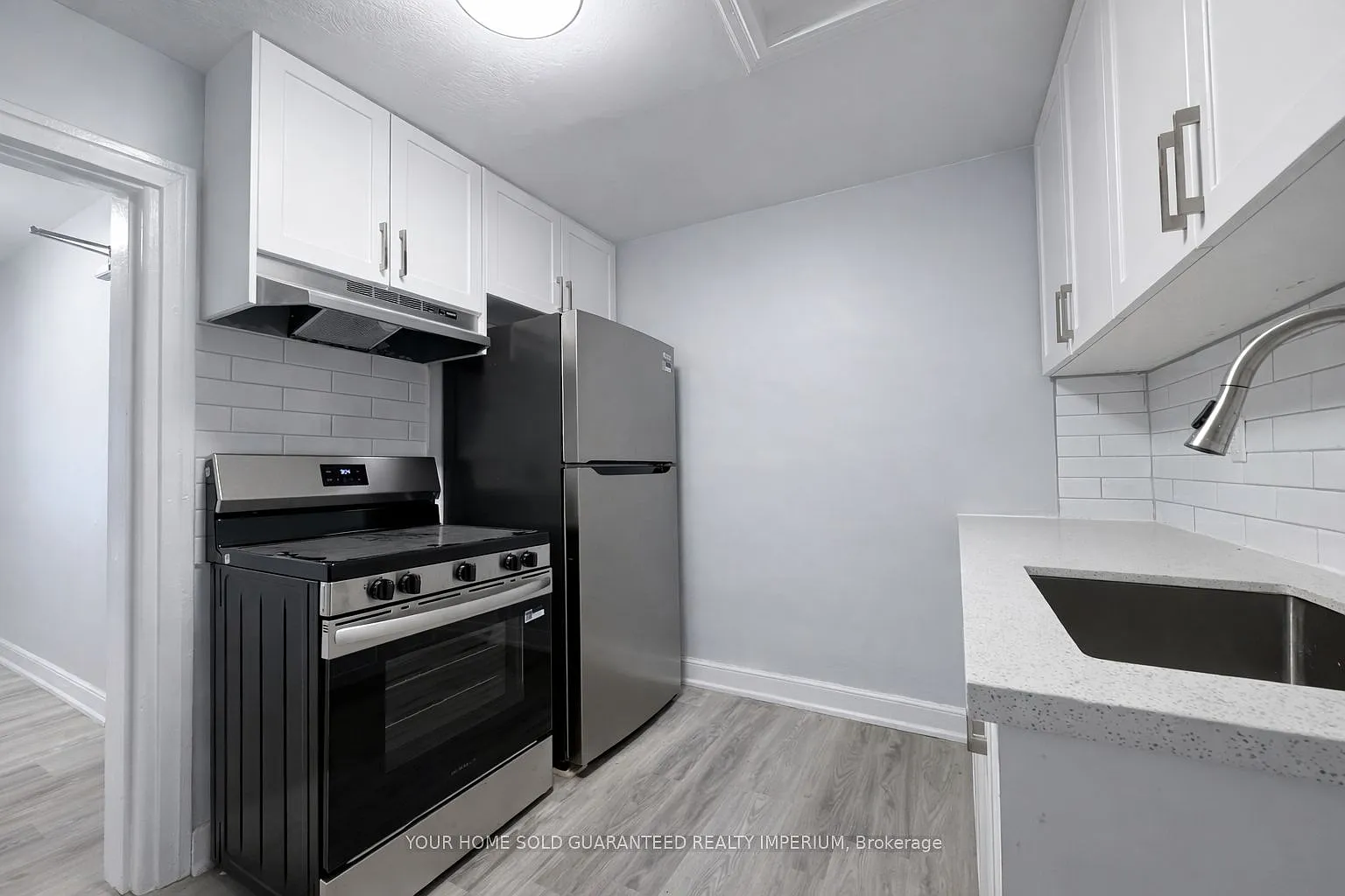 3 bed, $2,050 — Photo 1