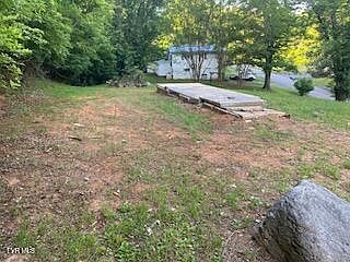 2nd image of 218 Beulah Park Dr