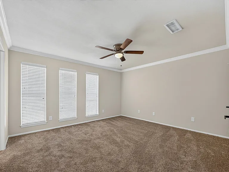 209 Glenwood Dr — Photo 21