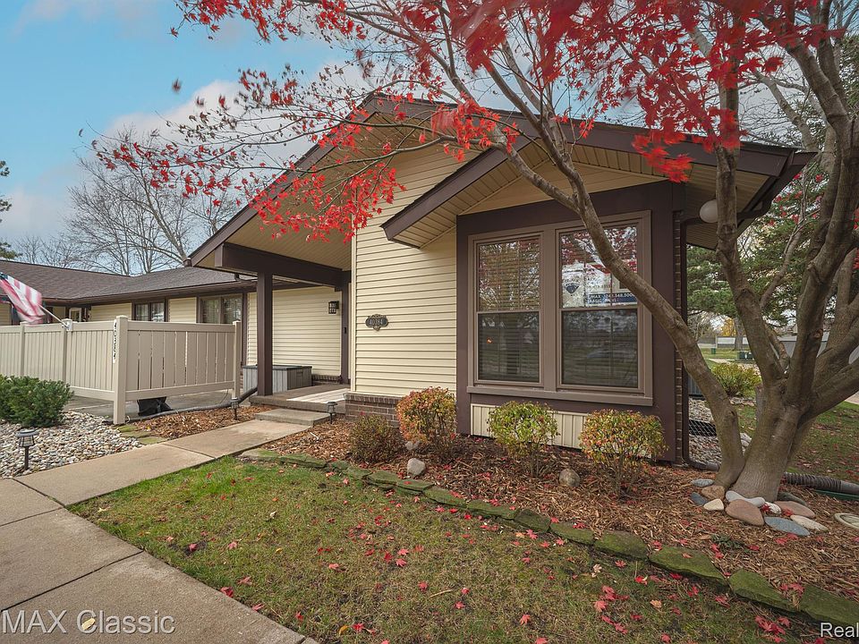 1st image of 40384 Newport Dr #57