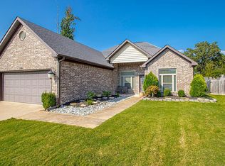 2708 Finley Loop, Bryant, AR 72022