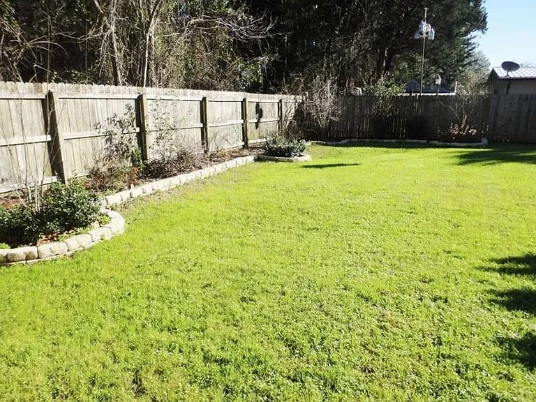 280 Anderson Dr — Photo 21