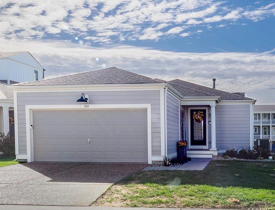 1st image of 310 Tiber Pl