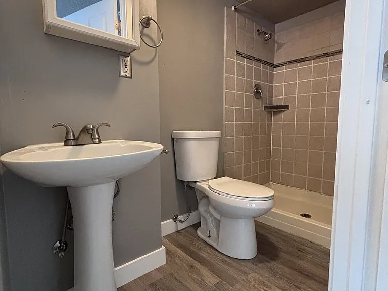 718 S Yakima Ave #3 — Photo 7