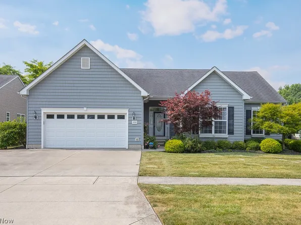 5252 Cardinal Ct, Lorain, OH 44053