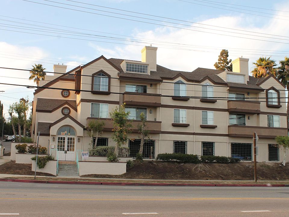 1st image of 9915 National Blvd APT 102