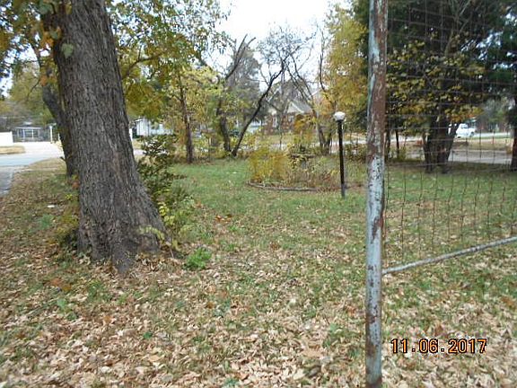 3rd image of 900 W Central Ave