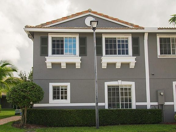 2nd image of 5934 Glasgow Way #5934