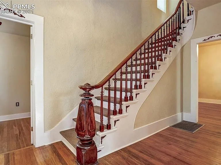 502 E Boulder St — Photo 4