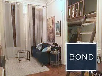 Rented by Bond New York