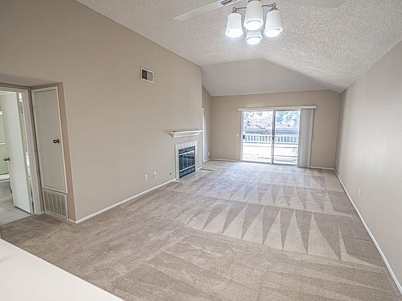 3rd image of 25867 McBean Pkwy Unit 88