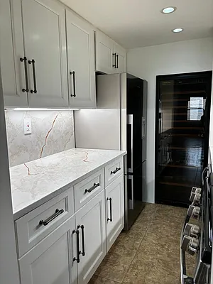 Rented by Manhattan Boutique Real Estate | media 17