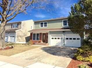 8 George St, Bloomfield, NJ 07003