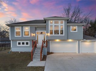 2312 NE 72nd Ter, Gladstone, MO 64118