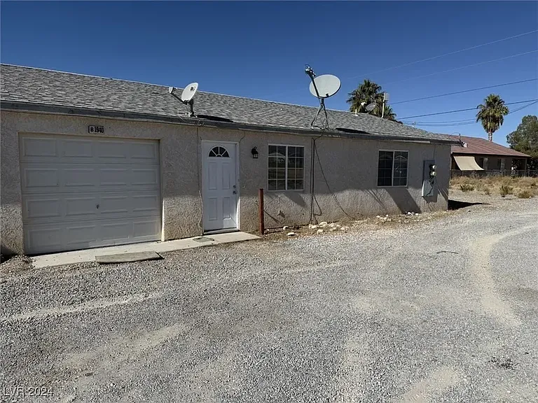 1940 Haiwee St #C — Photo 1
