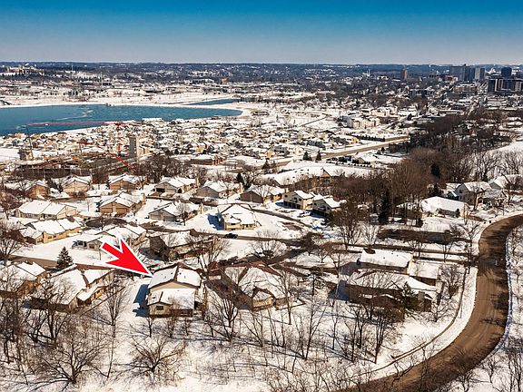 3rd image of 101 Conner Cir SW