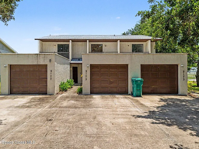 2177 Stewart Rd — Photo 1