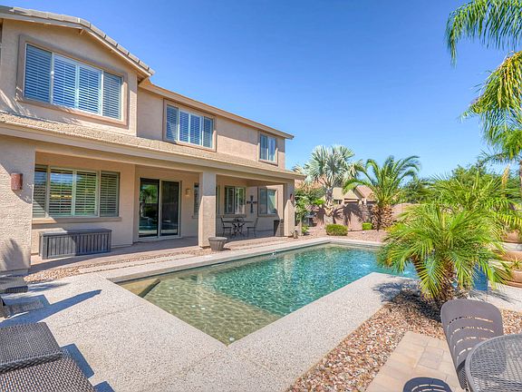 4th image of 1267 E Carob Pl