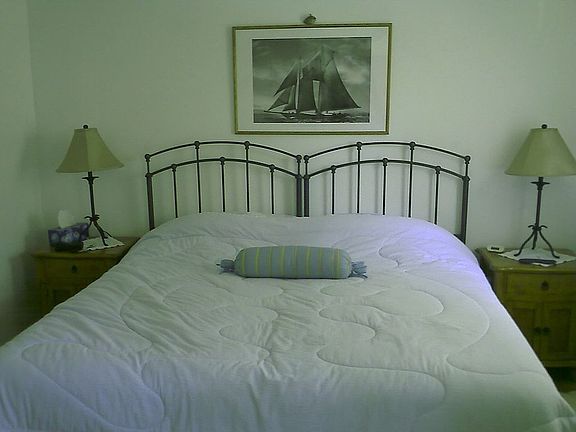 king bed room