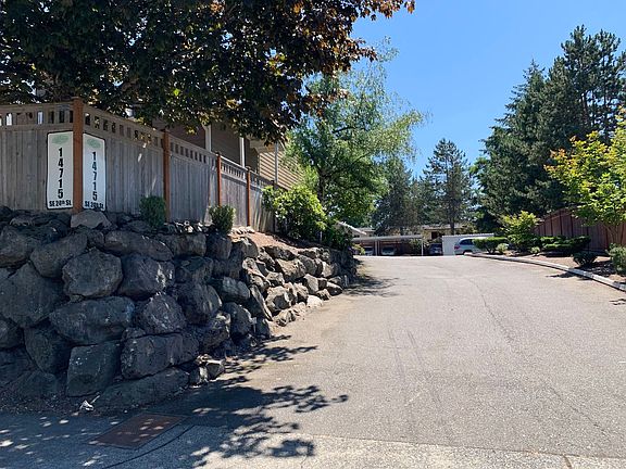 2nd image of 14715 SE 24th St APT 201