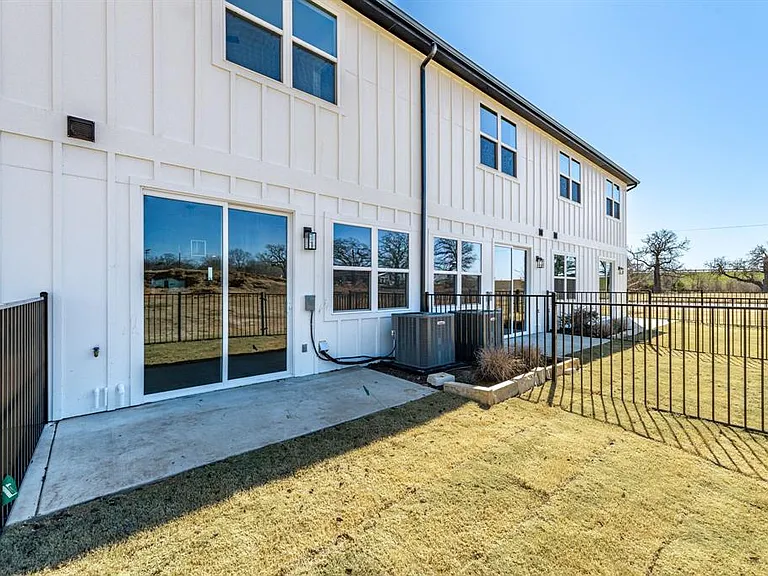 532 Galt Dr — Photo 20
