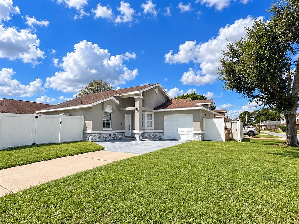145 Pinewood Cir